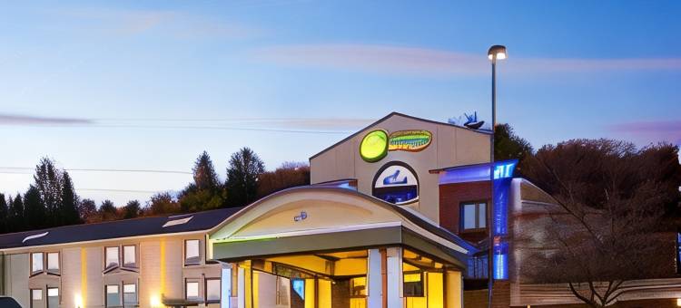 洲际酒店集团智选假日酒店米德维尔(I-79 147a出口)(Holiday Inn Express MEADVILLE (I-79 EXIT 147A) by IHG)图片