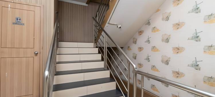 红多兹酒店@楠榜加也马达街(RedDoorz @ Jalan Gajah Mada Lampung)图片