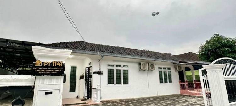 位于马章的3卧室平房-1960平方米|带3个独立浴室(Santai D'Machang Homestay)图片