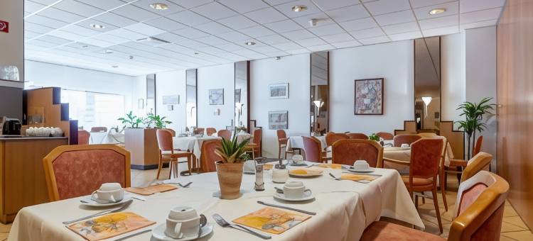 吕塞尔斯海姆法兰克福机场Trip Inn酒店(Trip Inn Hotel Frankfurt Airport Rüsselsheim)图片