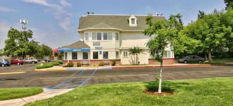加利福尼亚萨克拉门托 - 南萨克拉门托及麋鹿林 6 号汽车旅馆(Motel 6 Sacramento, CA – South Sacramento & Elk Grove)图片