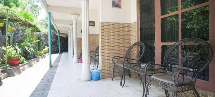 红门子Syariah @ 伽耶马达街(RedDoorz Syariah @ Jalan Gajah Mada)图片