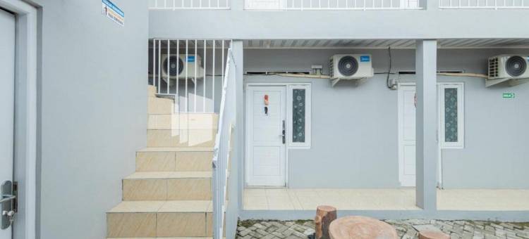 阿提克民宿伊斯兰教米特拉红门(Atiq Homestay Syariah Mitra RedDoorz)图片