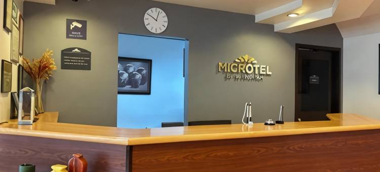 鹰岭温德姆美居酒店(Microtel by Wyndham Eagle Ridge)图片