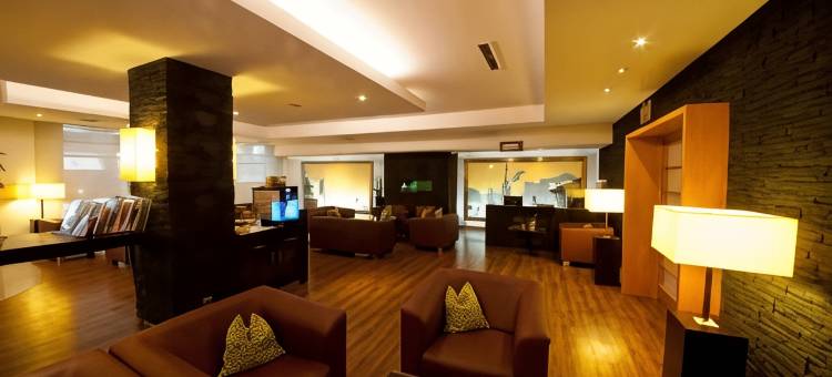 西南公园诺威纳酒店(Novina Hotel Suedwestpark Nuernberg)图片