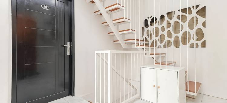 库尔科斯特伊斯兰酒店-近宾塔罗加亚交易所(KoolKost Syariah Near Bintaro Jaya Xchange)图片