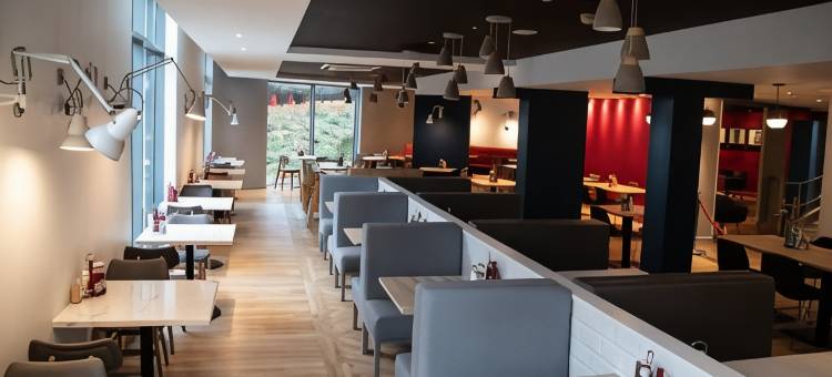 伦敦斯坦斯特德机场智选假日酒店(Holiday Inn Express London - Stansted Airport)图片