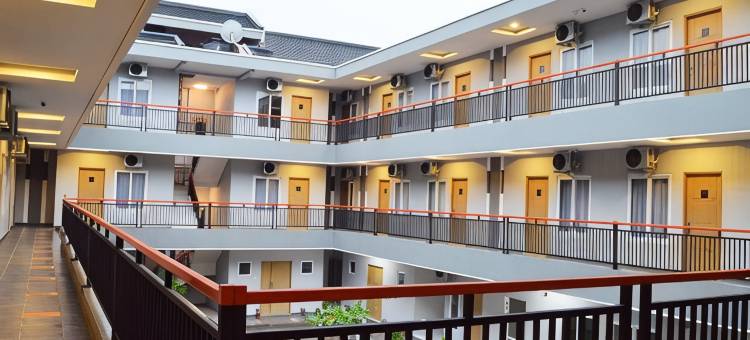 三宝垄索尼克机场酒店(Hotel Sonic Airport Semarang)图片