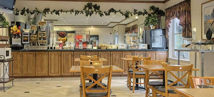 罗克福德美吟酒店(Baymont by Wyndham Rockford)图片
