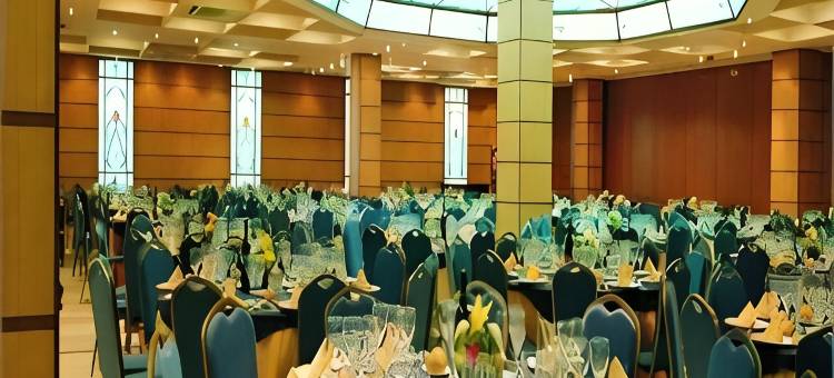 阿巴迪斯洛哈酒店(Hotel Abades Loja)图片