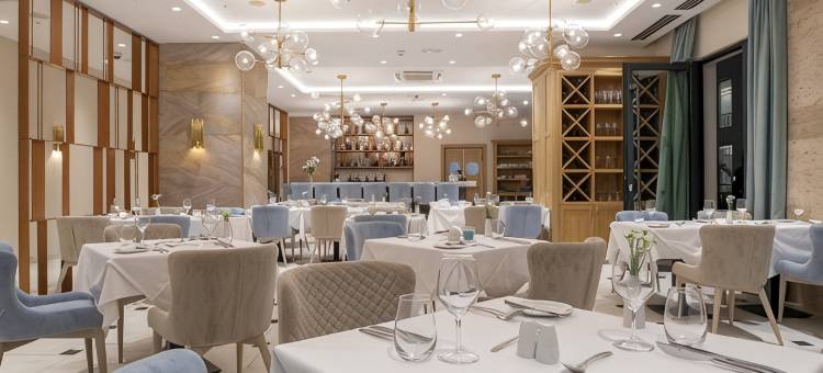 胡玛科托湾酒店(Huma Kotor Bay Hotel and Villas)图片