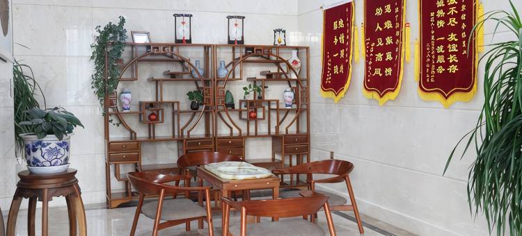 尚志亚丁商务宾馆图片