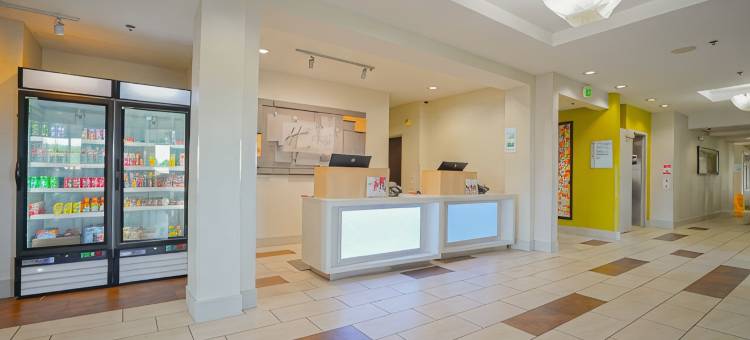 智选假日套房酒店安大略省(Holiday Inn Express & Suites ONTARIO by IHG)图片