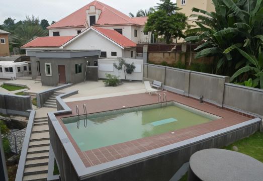 Lakewood Luxury Apartment Hotel Overview