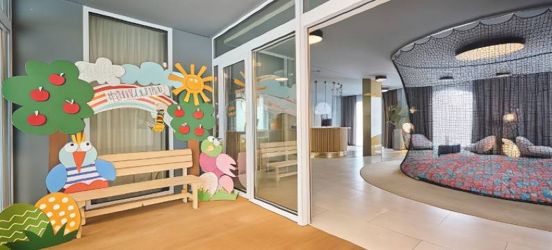 阿米内斯维瓦尔利尚家庭酒店(Aminess Vival Lišanj Family Hotel)图片