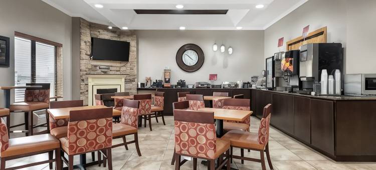 艾伯特利I-90/I-35贝斯特韦斯特优质酒店(Best Western Plus Albert Lea I-90/I-35 Hotel)图片