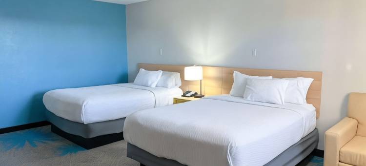 圣罗莎戴斯套房酒店(Days Inn & Suites by Wyndham Santa Rosa)图片