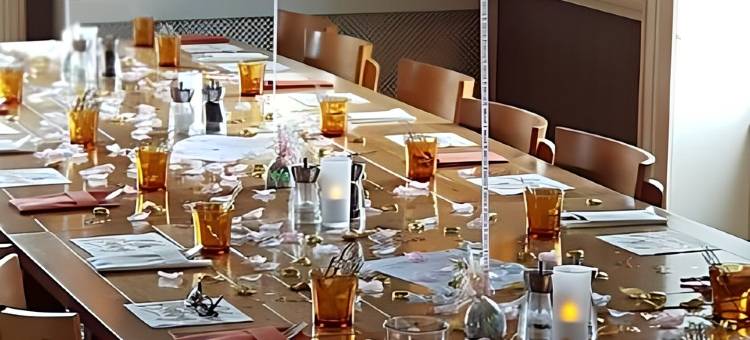 老欧莱顿酒店(Old Orleton Inn)图片