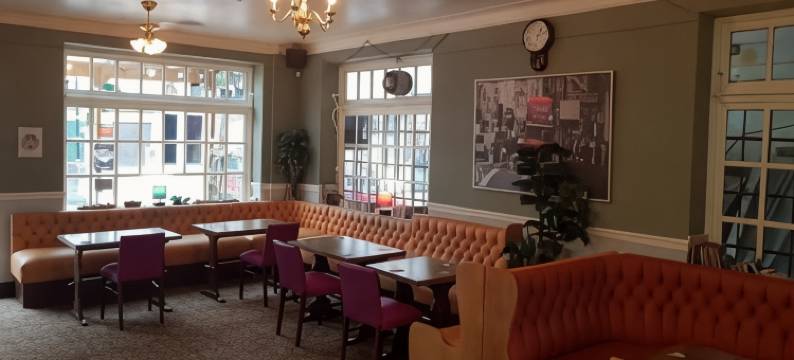 时间玻璃酒店(Hour Glass Hotel)图片