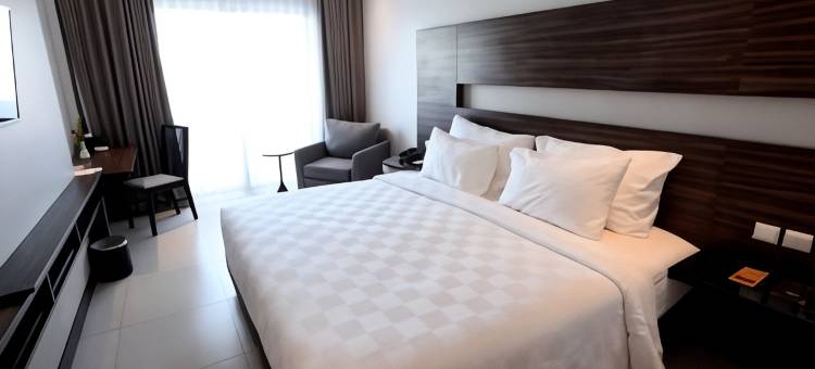 赫利俄斯博恩酒店(Helios Hotel & Convention)图片