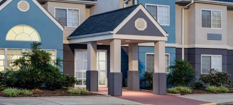 温德姆伯灵顿麦客达套房酒店(Microtel Inn & Suites by Wyndham Burlington)图片