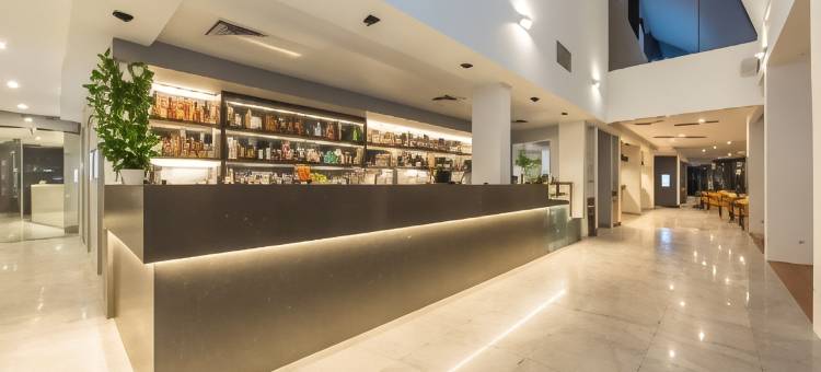 北湖贝斯特韦斯特优质酒店(Best Western Plus North Lakes Hotel)图片