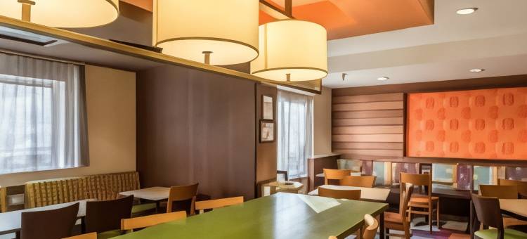 萨凡纳I-95南万豪万枫酒店(Fairfield Inn & Suites Savannah I-95 South)图片