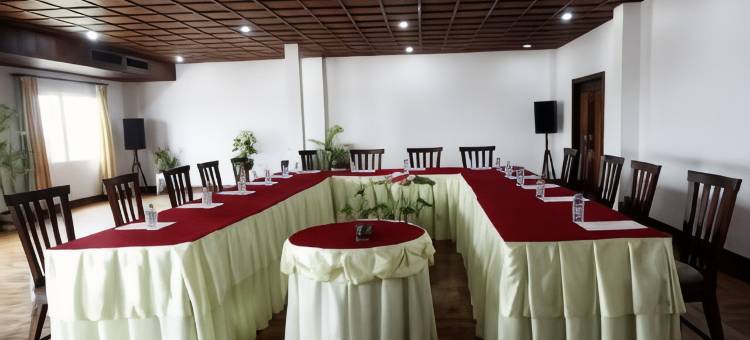 森塔湾滨江大酒店(Sengtawan Riverside Hotel)图片