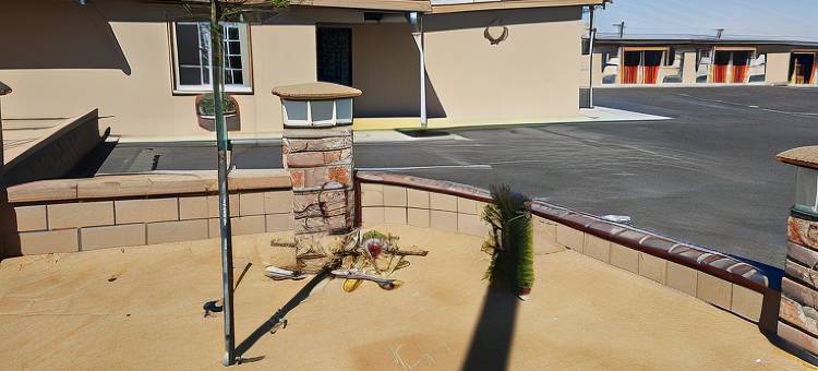 加利福尼亚希斯皮里亚 - 东 6 号汽车旅馆(Motel 6 Hesperia, CA - East)图片