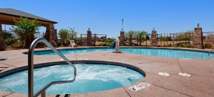 西锡安贝斯特韦斯特优质酒店(Best Western Plus Zion West Hotel)图片