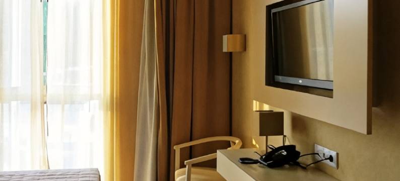 阿尔布费拉因娜酒店(Inatel Albufeira)图片