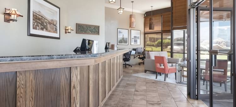 山麓丘陵贝斯特韦斯特酒店(Best Western Foothills Inn)图片