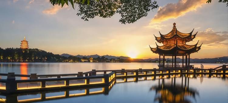 茫茫海阁民宿(西湖景区店)图片