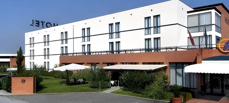 欧罗酒店(Euro Hotel)图片