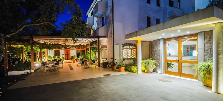 库尔切托酒店(Hotel Il Querceto)图片
