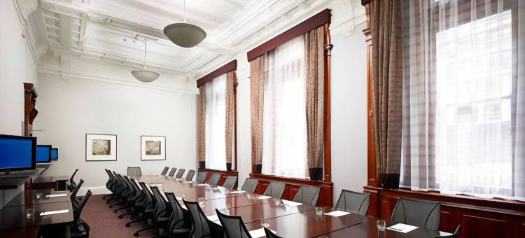 特拉法加广场俱乐部会所酒店(Club Quarters Hotel Trafalgar Square, London)图片