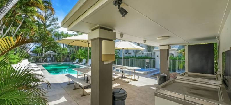 洛奇湾公寓旅馆(Bay Lodge Apartments)图片