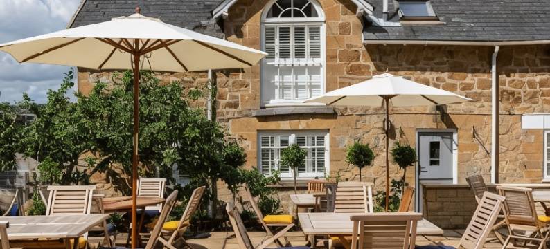 奎恩斯亚姆斯酒店(The Queens Arms)图片