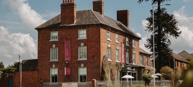 老欧莱顿酒店(Old Orleton Inn)图片