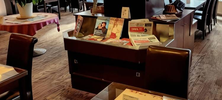 斯特拉斯堡北论坛原创城市酒店(The Originals City, Hôtel le Forum, Strasbourg Nord)图片