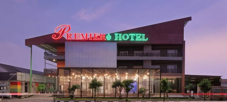 直葛首映酒店(Premiere Hotel Tegal)图片