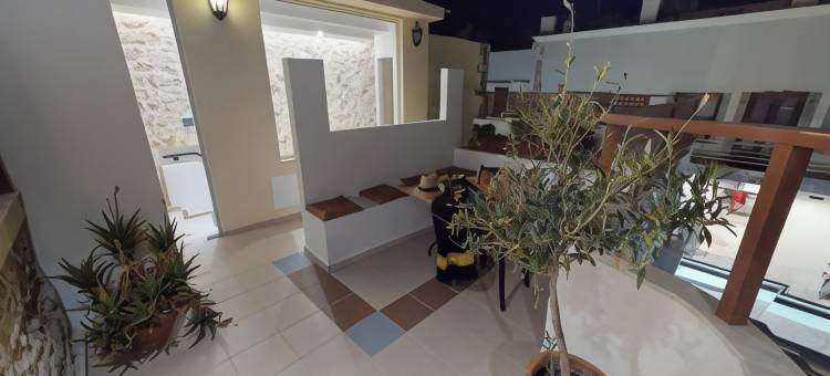 波尔图恩尼蒂克套房公寓(Porto Enetiko Suites)图片