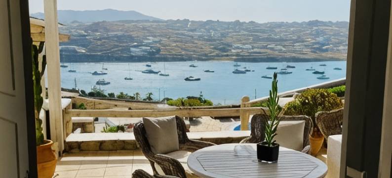 海军蓝色套房酒店(Navy Blue Suites)图片