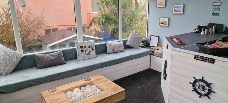 大使旅馆(Ambassador Guest House Bed and Breakfast)图片