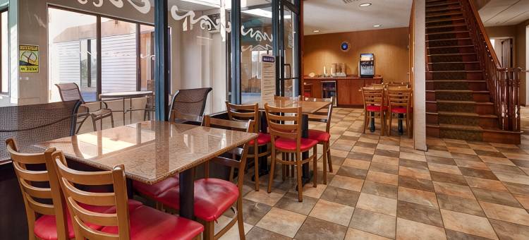 敦刻尔克&弗利多尼亚贝斯特韦斯特优质酒店(Best Western Dunkirk  Fredonia Inn)图片