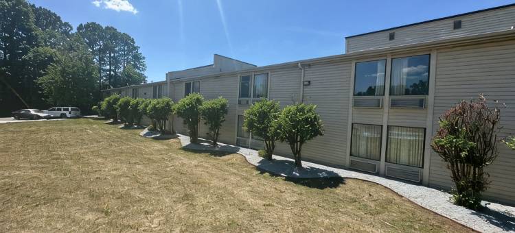 格林斯伯勒机场6号汽车旅馆(Motel 6 Greensboro, NC - Airport)图片