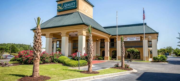 品质酒店及套房佛罗伦萨市民中心(Quality Inn & Suites Civic Center)图片