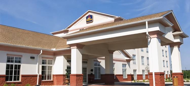 十字路贝斯特韦斯特优质套房酒店(Best Western Plus Crossroads Inn  Suites)图片