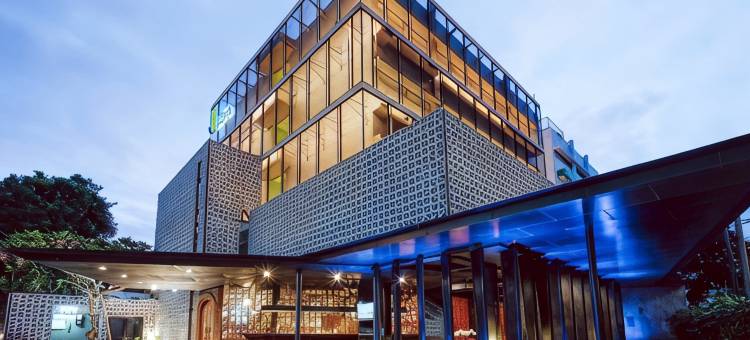 库塔家和商旅酒店(J Hotel Kuta)图片
