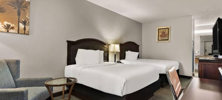 罗德威旅馆 伦伯顿中心(Rodeway Inn)图片